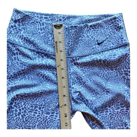 Nike Dri-Fit animal print leggings - Picture 4 of 10